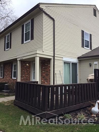 2nd image of 33705 Bayview Dr