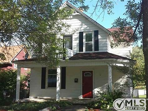 1st image of 614 E A St