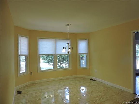 5th image of 6567 Forest Creek Dr #122