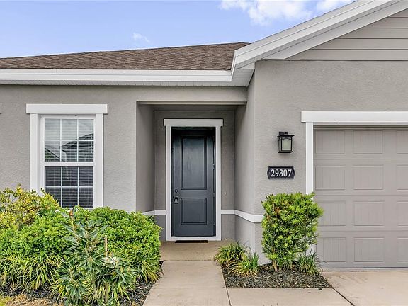 2nd image of 29307 Meadowcroft Ave