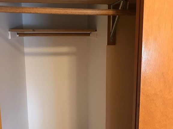 3rd image of 1650 Clark St #13361362