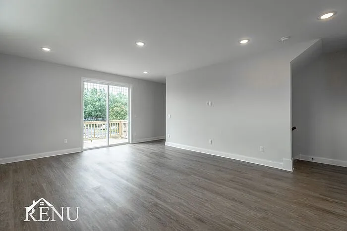 5688 Sofias Cir — Photo 6