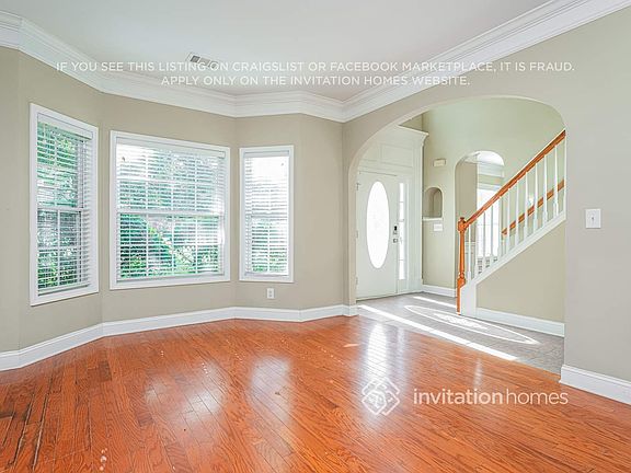4th image of 825 Kaitlyn Dr