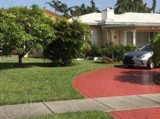 215 S 12th Ave #0, Hollywood, FL 33019