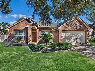 7326 Crestbury Ln, Cypress, TX 77433