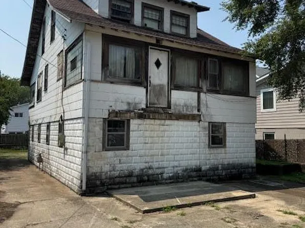 110 N Lake Ave, Michigan City, IN 46360