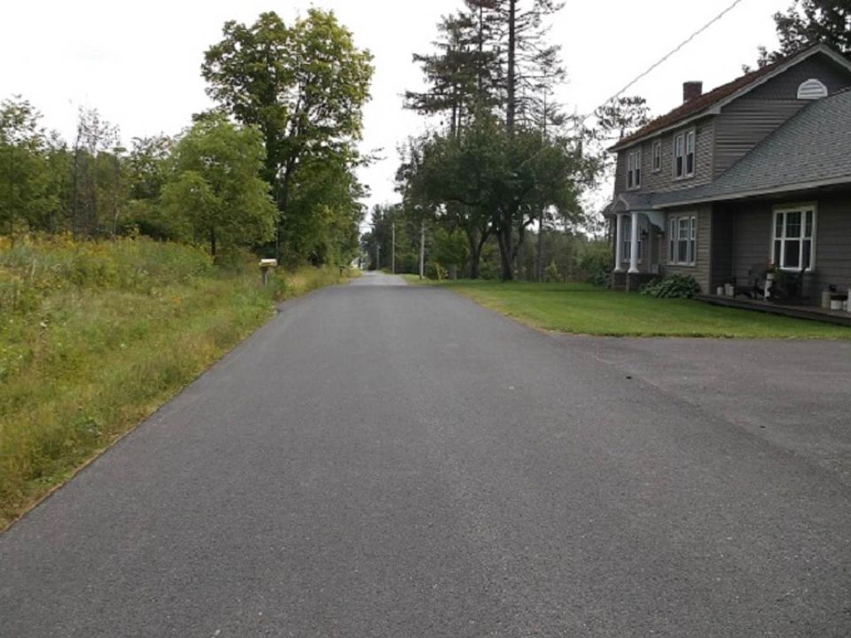 2nd image of 737 Old State Rd