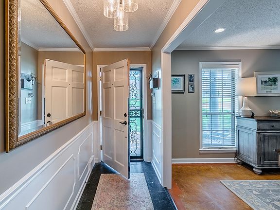 5th image of 8300 Misty Creek Dr
