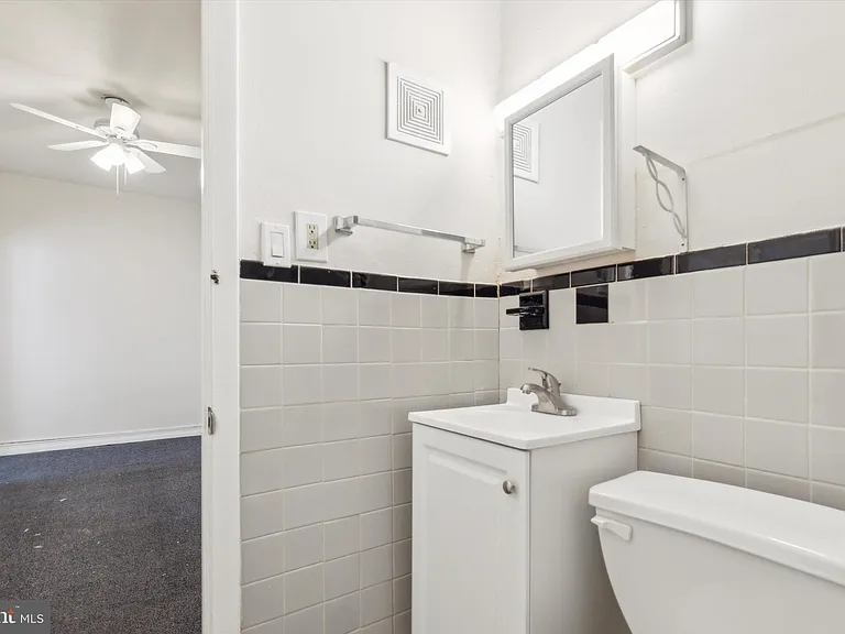 107 Walnut Ave #2 — Photo 8