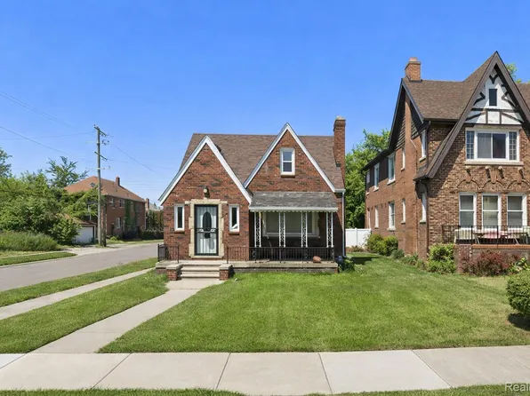 13101 Santa Rosa Dr, Detroit, MI 48238