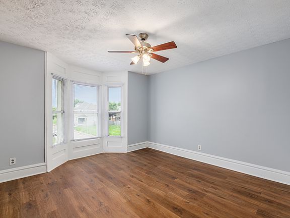4th image of 370 N Garfield Ave #370