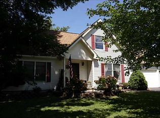 654 Cardile Dr, Webster, NY 14580