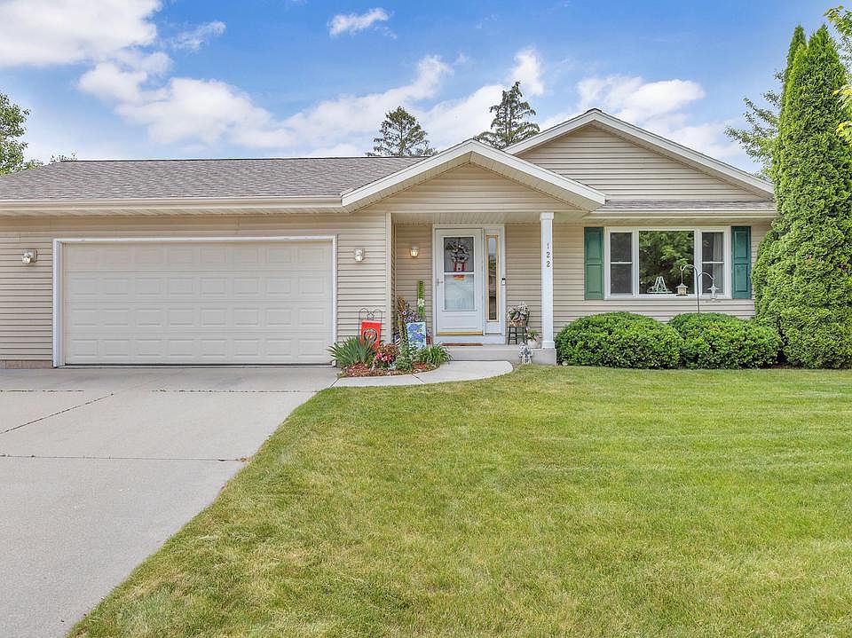 1st image of 122 Foxglove LANE