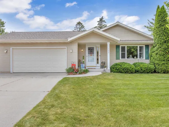 122 Foxglove LANE, Sheboygan Falls, WI 53085