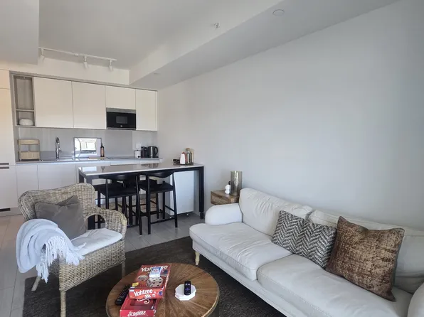 39 Mary St, Barrie, ON