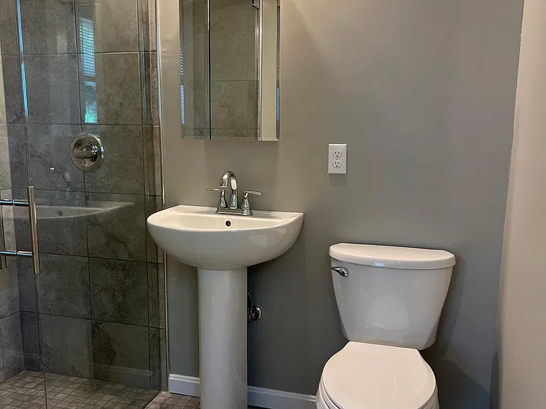 3046 Brookwood Dr — Photo 3