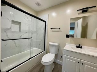 2228 20th St #2, Santa Monica, CA 90405