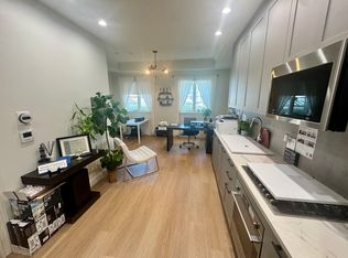 311 S Cloverdale Ave #210A, Los Angeles, CA 90036