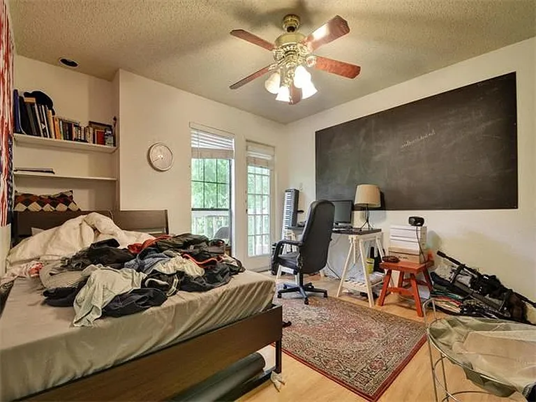 4520 Speedway #B — Photo 12