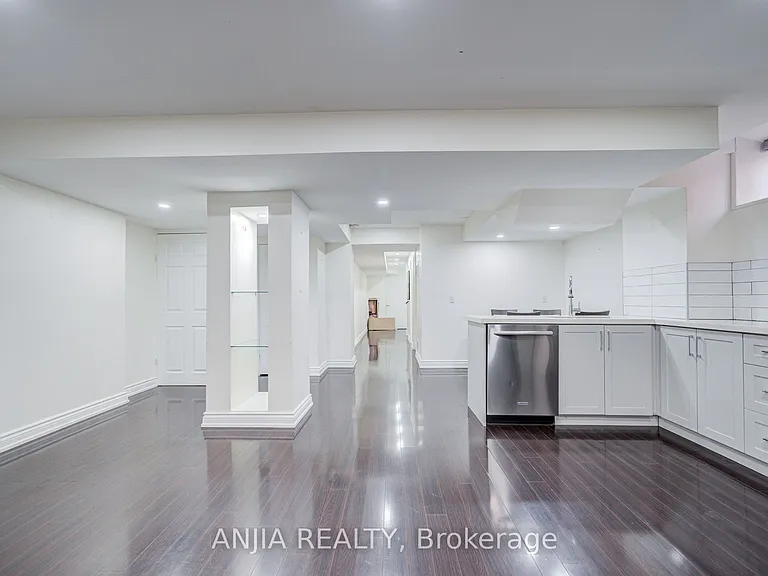 15 Ross Shiner Ln — Photo 7