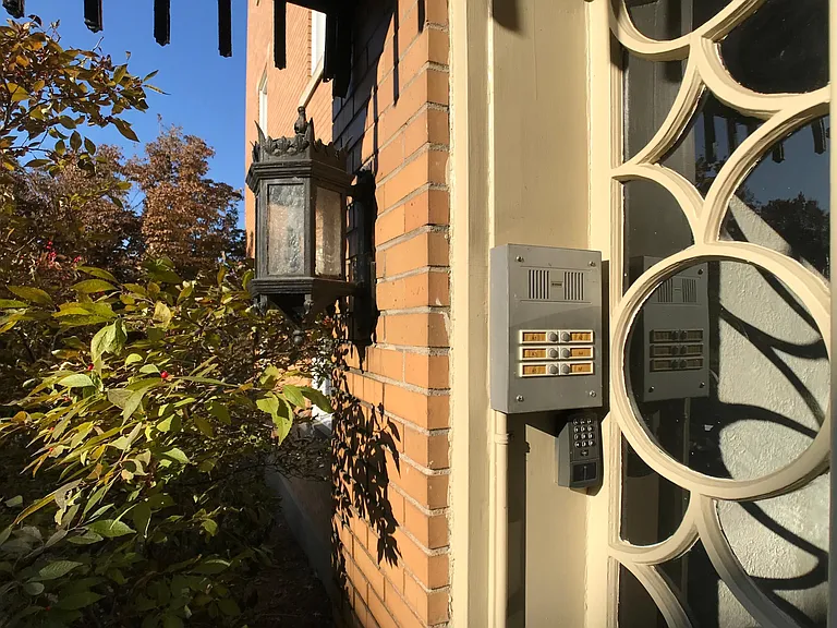 1650 Eastern Pkwy #C1 — Photo 33