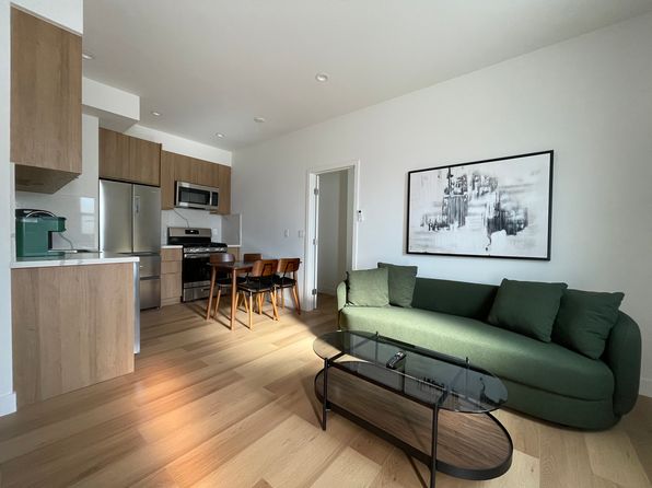 5417 1/2 Stratford Rd