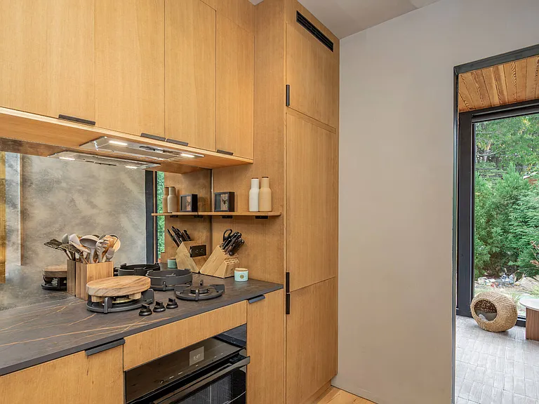 17 Bay View Ave — Photo 17