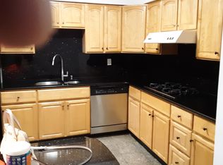 220-44 64th Ave #3, Oakland Gardens, NY 11364