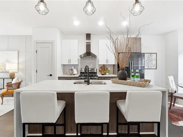 274 Estoria St SE, Atlanta, GA 30316