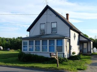 26 New England Rd, Searsmont, ME 04973