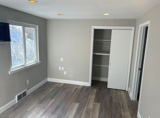 114 McLaughlin Rd APT C, Coraopolis, PA 15108
