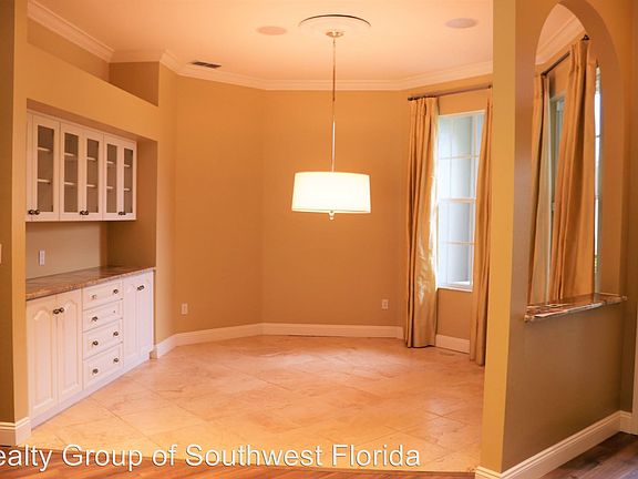 4th image of 12661 Chartwell Dr