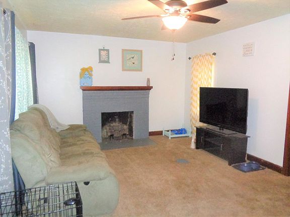4th image of 213 Frank St