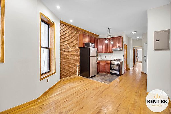 1st image of 135 Rogers Ave #3RF