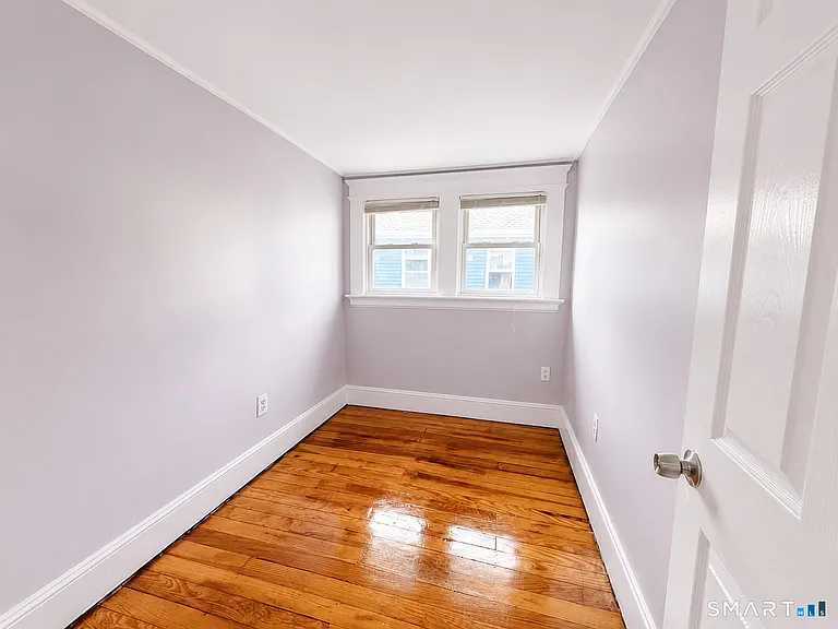132 Clinton St — Photo 13