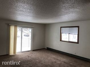 2505 Country Club Pkwy, Moorhead, MN 56560