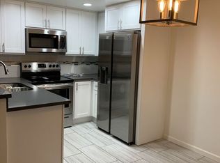 4810 S La Brea Ave #110, Los Angeles, CA 90008