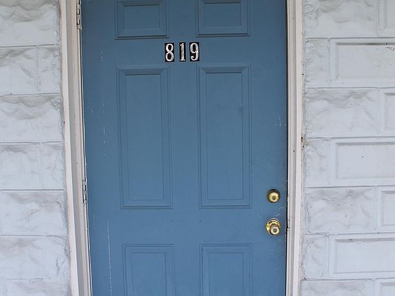 2nd image of 819 Ohio Ave