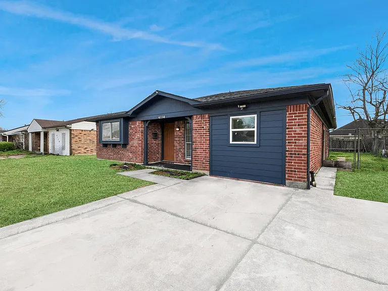 4114 Fairgreen Ln — Photo 6