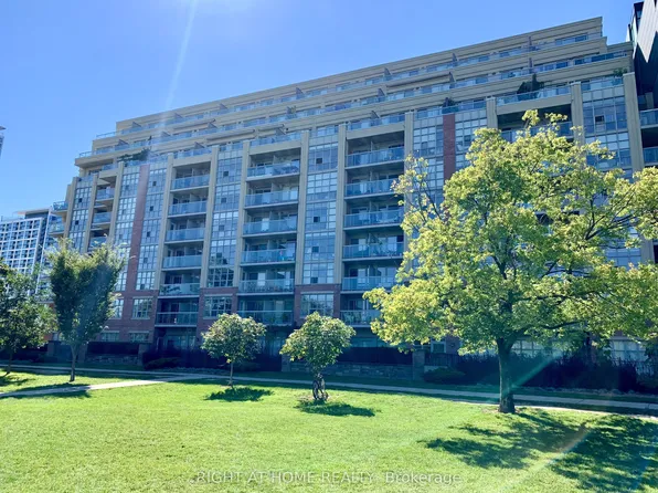 15 Stafford St #Lph13, Toronto, ON M5V 3X6