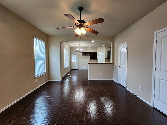 3rd image of 1032 Brown Rock Dr