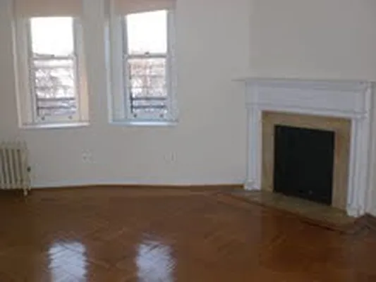 Rented by Katzen Group | media 31