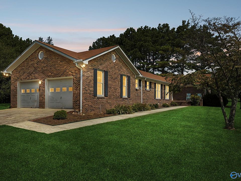 1st image of 296 Mulberry Rd