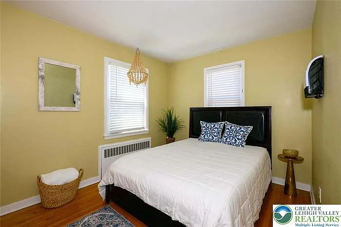 219 S 25th St #219 — Photo 2