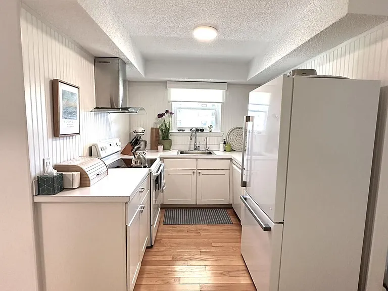 101 Wharfside Dr — Photo 9