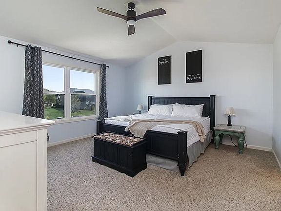 4th image of 5806 Sugarberry Ave