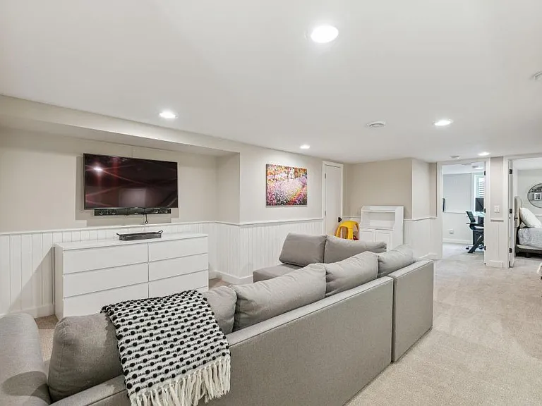 2601 Raleigh Ave — Photo 11