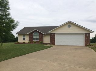 313 Applewood St, Central City, AR 72941