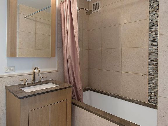 4th image of 350 W 42nd St APT 14F
