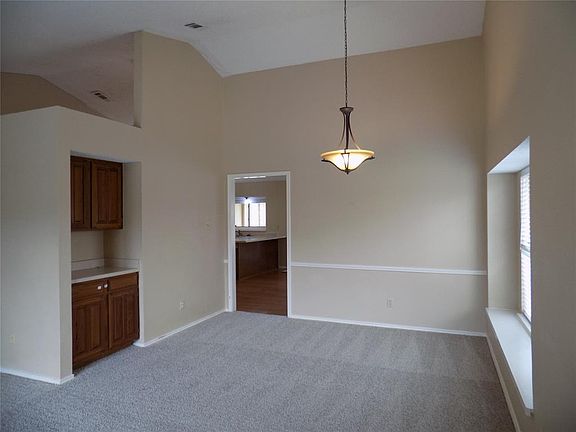 4th image of 4422 Durango Ln
